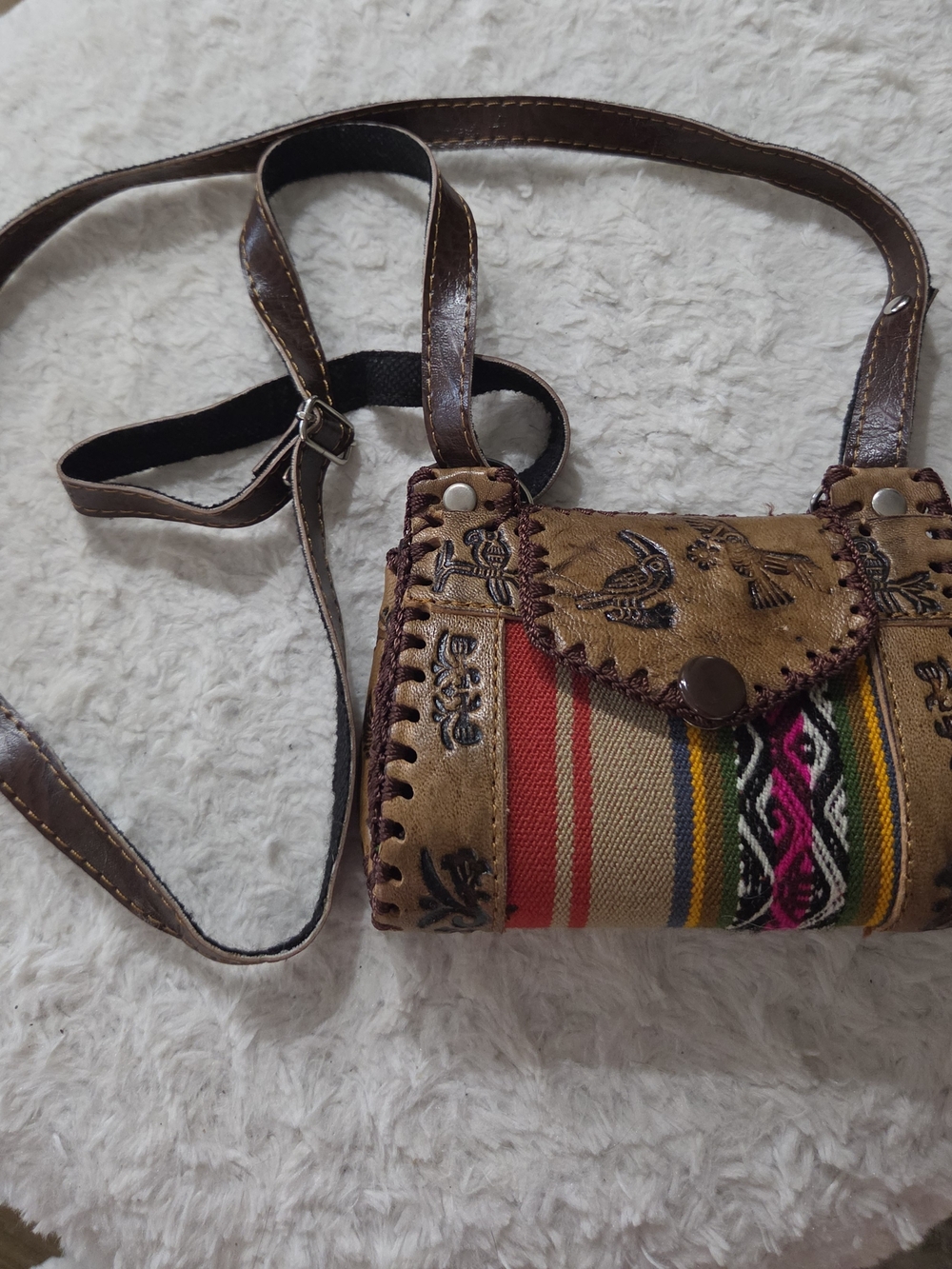 Vintage Peruvian Multicolor Striped Llama Crossbody Bag Snap Closure Adj Strap